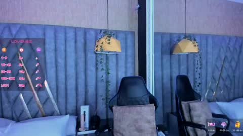 skylerbloom online show from April 13, 2026, 3:23 am