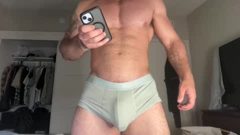 Skyler Flexes online show from May 11, 2026, 12:05 am