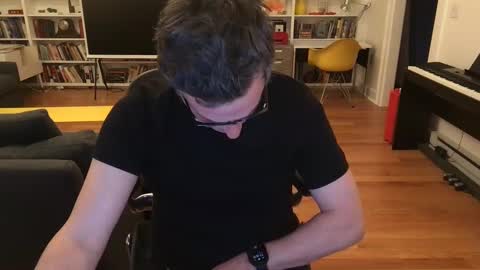 Skyline3371 online show from February 26, 2025, 4:58 am