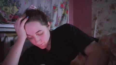 skyressie333 online show from December 30, 2024, 2:40 pm