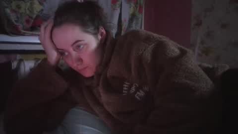 skyressie333 online show from December 30, 2024, 7:42 pm