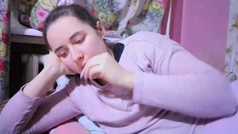 skyressie333 online show from January 5, 2025, 2:30 pm