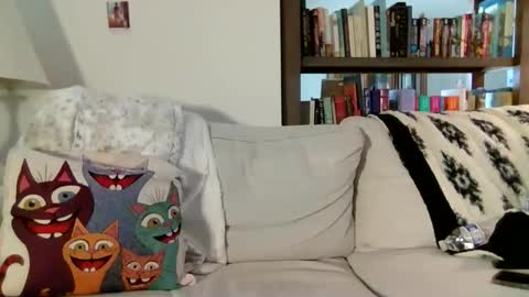 Sky Winters online show from January 5, 2026, 7:28 pm