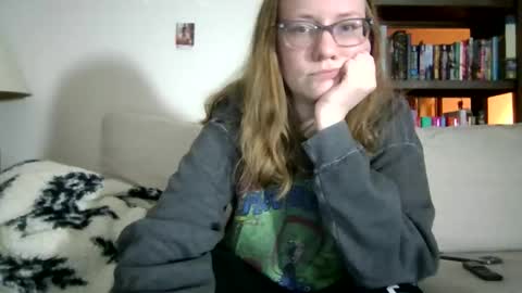 Sky Winters online show from April 5, 2026, 2:31 am