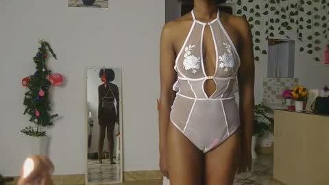 Bella online show from March 8, 2026, 2:04 am