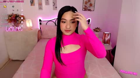 Queen Cyrine online show from March 9, 2025, 5:55 am