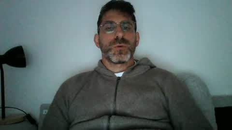 Snapshot of slavefuckfunhype chatting on June 12, 2026, 4:39 pm camboy online show from June 12, 2026, 4:39 pm