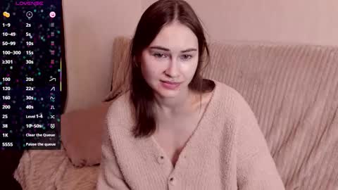 Alice online show from October 24, 2025, 7:54 pm