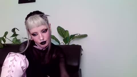 sleeperly online show from January 15, 2026, 11:48 am