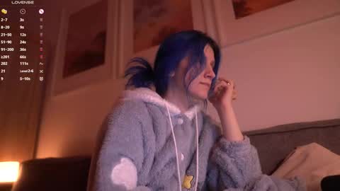 Sonya online show from September 26, 2025, 8:46 pm