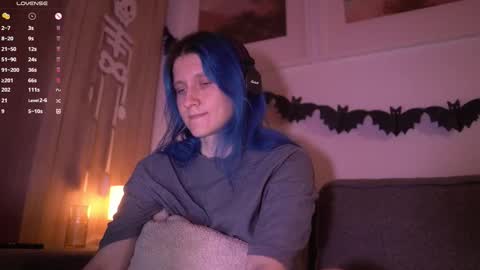 Sonya online show from October 17, 2025, 8:55 pm