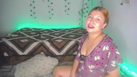 sleyandluna1 online show from July 7, 2026, 2:25 am