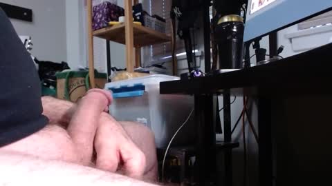 sliderguy699 online show from March 7, 2025, 11:40 am