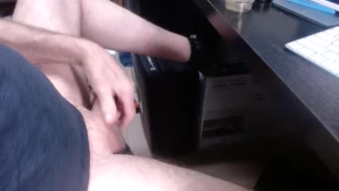 sliderguy699 online show from February 26, 2026, 11:20 am