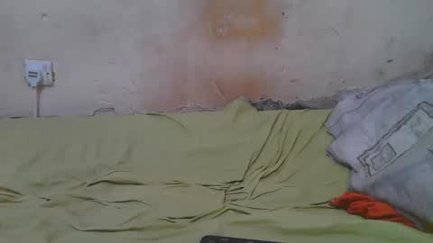 Snapshot of slim_girl3 chatting on May 13, 2026, 6:16 pm slim_girl3 online show from May 13, 2026, 6:16 pm