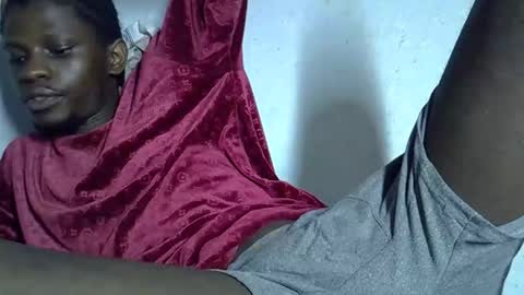 Snapshot of slim_long01 chatting on November 12, 2025, 8:04 am slim long01 online show from November 12, 2025, 8:04 am