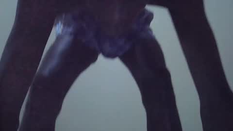 Snapshot of slim_long01 chatting on December 5, 2025, 3:20 pm slim long01 online show from December 5, 2025, 3:20 pm