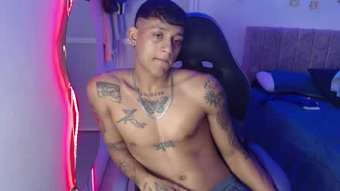 slim_master12 online show from February 26, 2025, 7:20 am