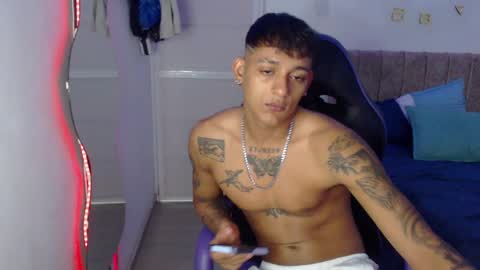 slim_master12 online show from March 6, 2025, 8:52 am