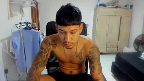 slim_master12 online show from December 21, 2025, 1:57 am