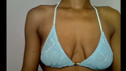 Snapshot of slim_petitqueen chatting on December 17, 2025, 7:36 am Alice online show from December 17, 2025, 7:36 am