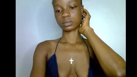 Snapshot of slim_petitqueen chatting on January 6, 2026, 7:23 am Alice online show from January 6, 2026, 7:23 am