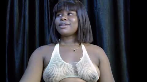 Tems online show from November 21, 2025, 8:07 pm