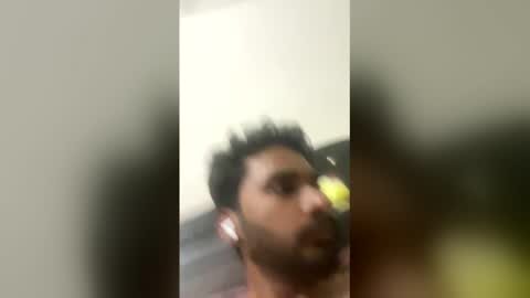 Slimbeast 95 online show from May 18, 2026, 11:49 am