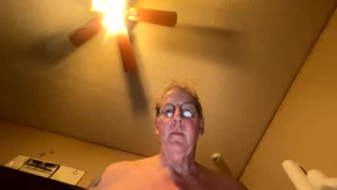 slimjim061560 online show from May 16, 2026, 12:40 am