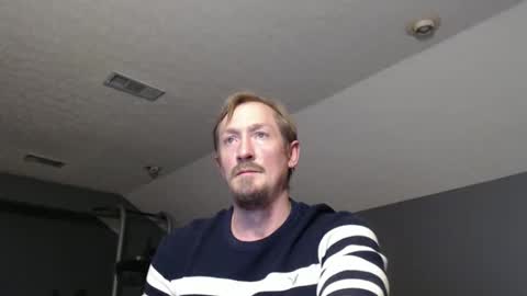 slimjp online show from December 23, 2024, 9:51 pm