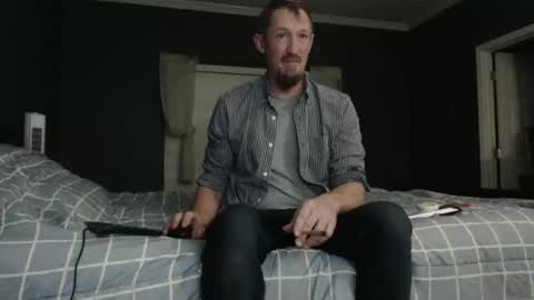 slimjp online show from December 1, 2025, 1:32 am