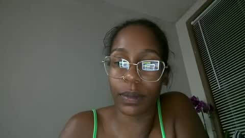 Snapshot of slimmmgooodie69 chatting on July 2, 2026, 3:23 am slimmmgooodie69 online show from July 2, 2026, 3:23 am