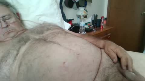 slippery_duck online show from October 11, 2025, 5:11 pm