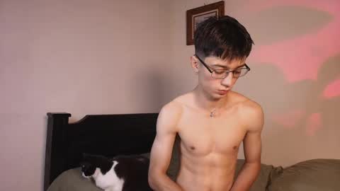 slowburnmystic online show from April 18, 2026, 3:43 am