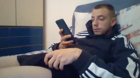 Snapshot of slowlo98 chatting on December 29, 2024, 9:52 pm Steven online show from December 29, 2024, 9:52 pm