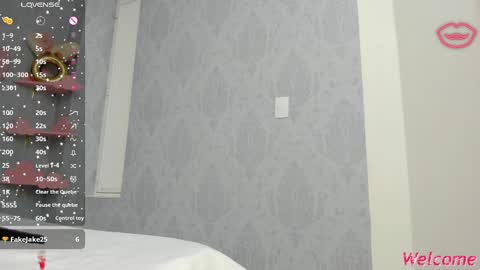 Paola  online show from March 4, 2025, 3:15 pm