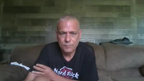 slut_stepdaughter online show from June 8, 2026, 3:23 pm