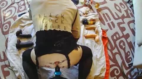 slutgurl_pdx online show from February 6, 2026, 11:08 pm