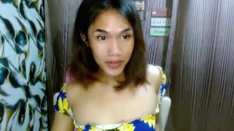 Snapshot of slutqueen_raz chatting on June 9, 2026, 9:26 pm Raz online show from June 9, 2026, 9:26 pm
