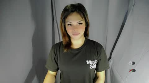 Snapshot of sluts_cum chatting on July 7, 2026, 10:58 pm louie and diana online show from July 7, 2026, 10:58 pm