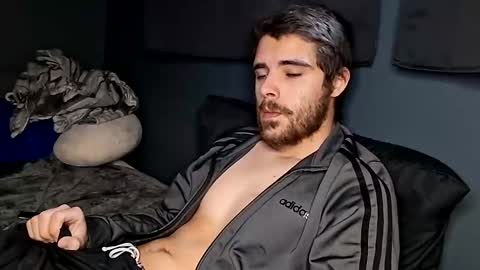 slutsandblunts online show from March 3, 2026, 6:47 pm