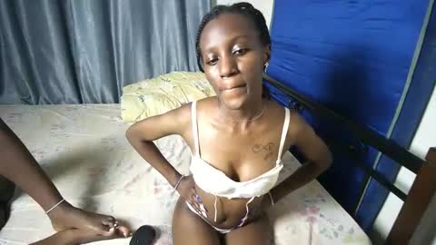 slutty_baddie online show from September 26, 2025, 7:07 pm