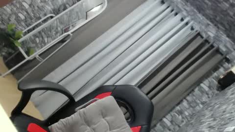 CHIE CHIE online show from February 16, 2025, 10:54 pm