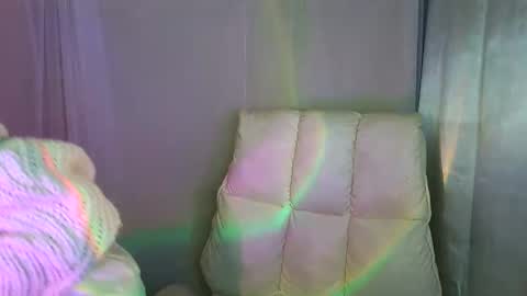 sluttypatotie online show from October 2, 2025, 5:20 pm