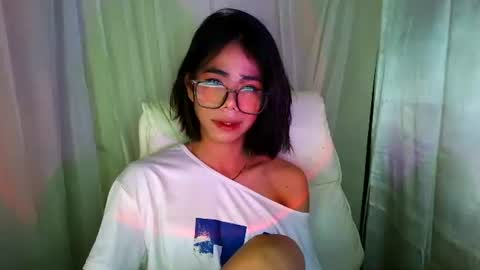 sluttypatotie online show from October 9, 2025, 7:56 pm