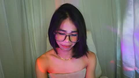 sluttypatotie online show from October 11, 2025, 4:27 pm