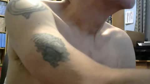 sluttyslave81 online show from May 21, 2026, 7:26 am