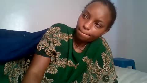Snapshot of slutyanah1 chatting on June 11, 2026, 9:40 am Anah online show from June 11, 2026, 9:40 am
