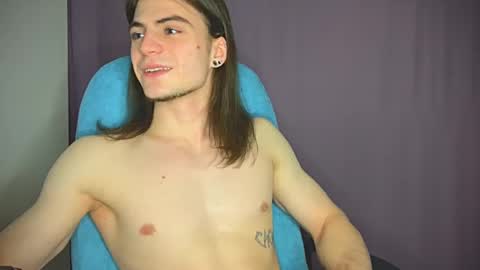 Snapshot of sly_gus chatting on January 13, 2025, 6:16 pm Gus online show from January 13, 2025, 6:16 pm