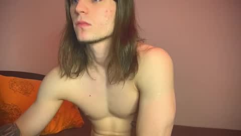 Snapshot of sly_gus chatting on January 20, 2025, 2:03 pm Gus online show from January 20, 2025, 2:03 pm